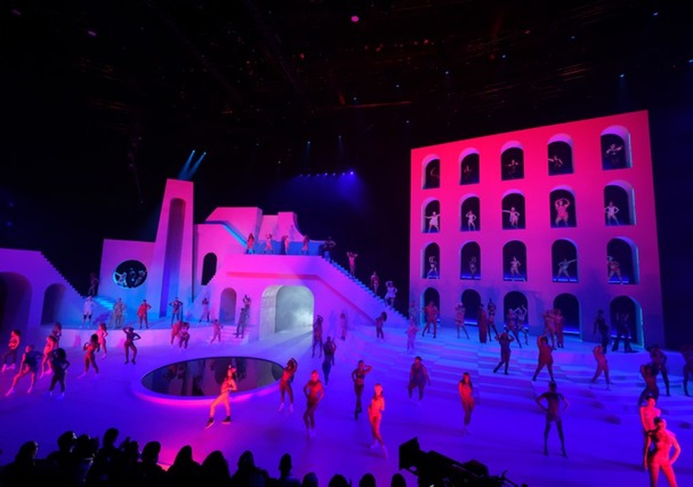 N S Assistimos Ao Desfile De Lingerie Da Rihanna E Vamos Te Contar Tudo Que Rolou Por L