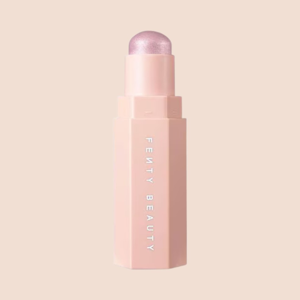 Iluminador em Bastão Fenty Stix Shimmer Skinstick Confetti, Fenty Beauty (R$ 199) — Foto: Divulgação