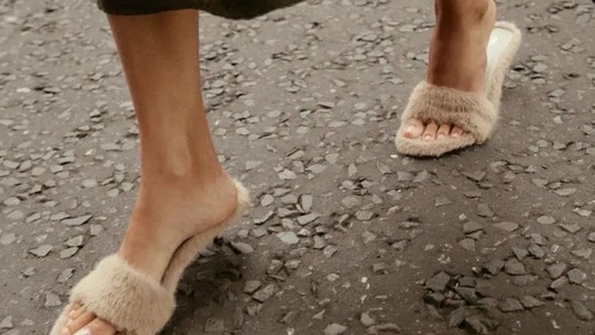 Será que estamos prontas para o retorno da pelúcia nos looks?