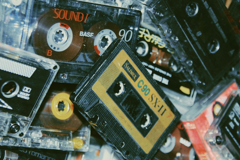 Anos 90: 10 músicas da década que você deveria acrescentar na sua playlist — Foto: Pexels