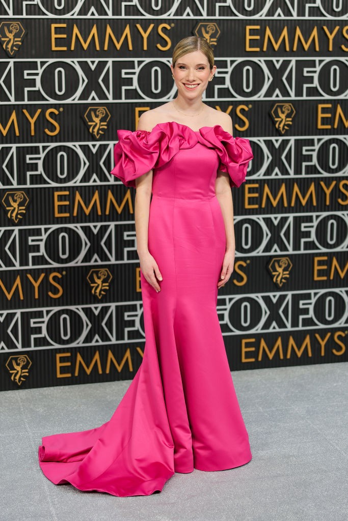 Emmy 2023: Riley Keough, de 'Daisy Jones & The Six' posta bastidores de ...