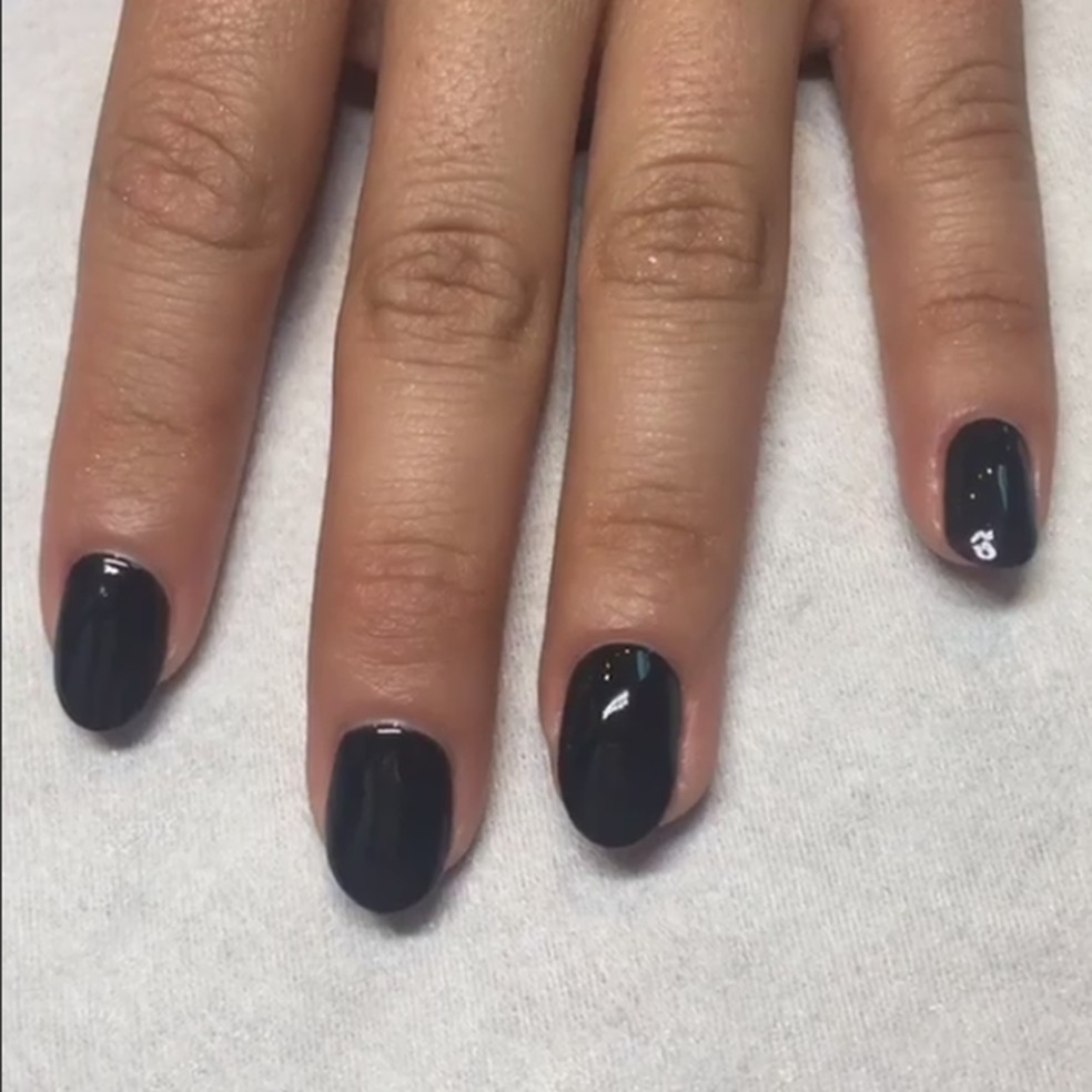 Unhas feitas (Foto: Reprodução/ Instagram) — Foto: Glamour