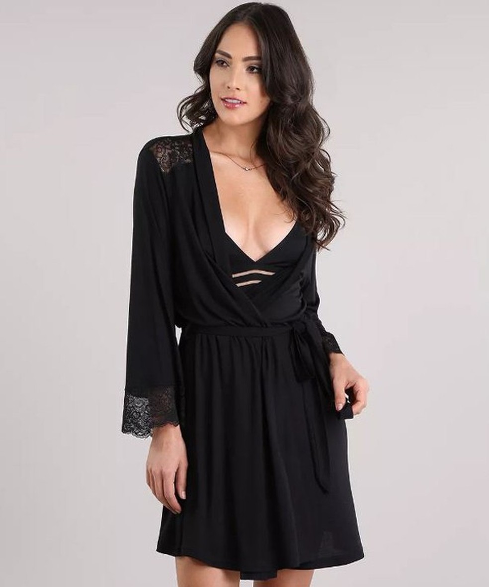 Você também pode investir em um sutiã por baixo. O hobby custa R$69,99 (Foto: Divulgação) — Foto: Glamour