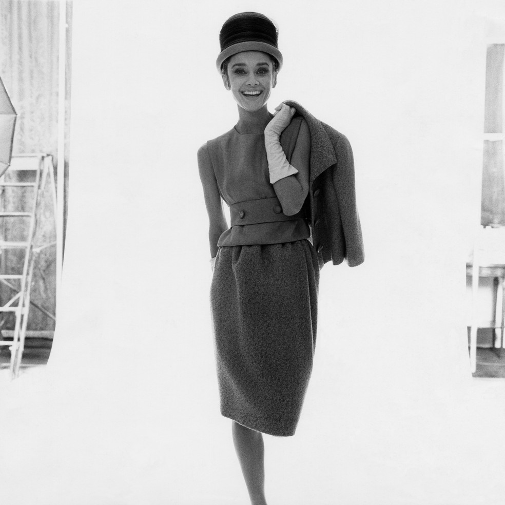 Audrey Hepburn, é um dos rostos mais lembrados da década de 60 (Foto: Getty Images) — Foto: Glamour