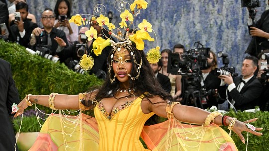 Met Gala 2026: vestido de SZA foi confeccionado com retalhos recicláveis garimpados online 