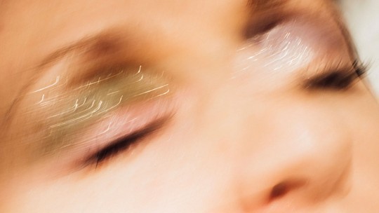 O skincare do "sono de beleza" é o segredo para uma pele brilhante e descansada