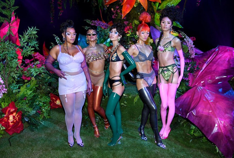 Savage X Fenty: marca de lingerie da Rihanna faz sucesso apostando em  corpos reais