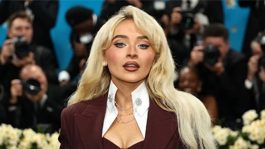 Blush ombré: a tendência de maquiagem que você deve experimentar em 2025