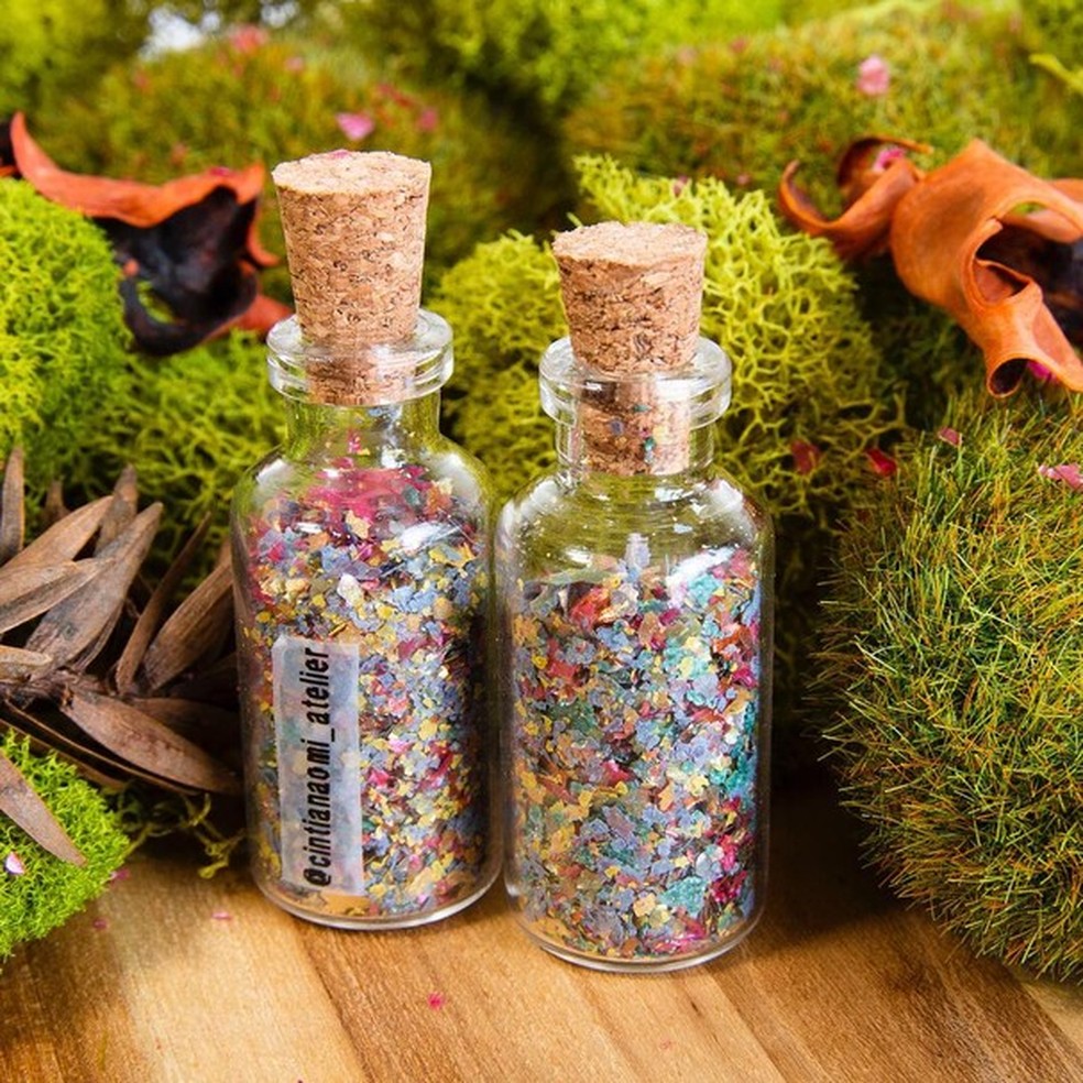 Carnaval: 15 marcas de glitter biodegradável para você brilhar (Foto: Reprodução Instagram) — Foto: Glamour
