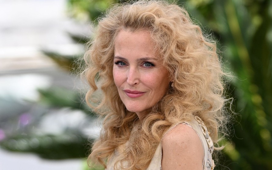 Gillian Anderson