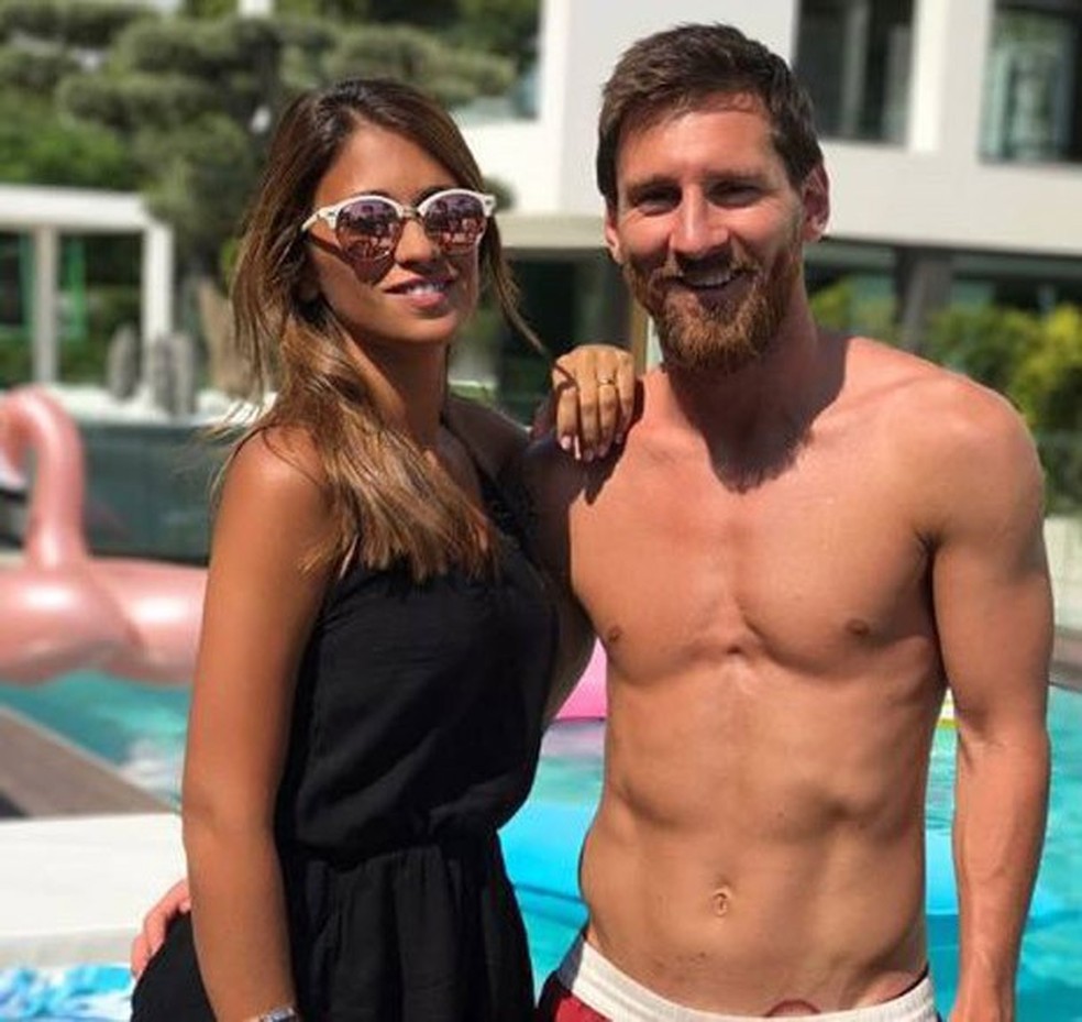 Messi e Antonella (Foto: Reprodução/Instagram) — Foto: Glamour
