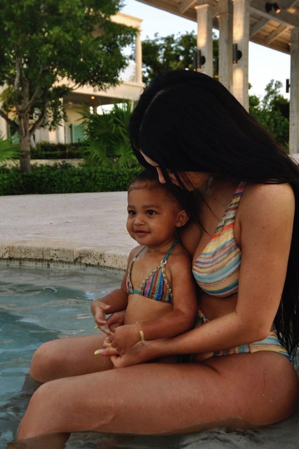 Confira os biquínis mais estilosos usados por Kylie Jenner (Foto: @kyliejenner) — Foto: Glamour