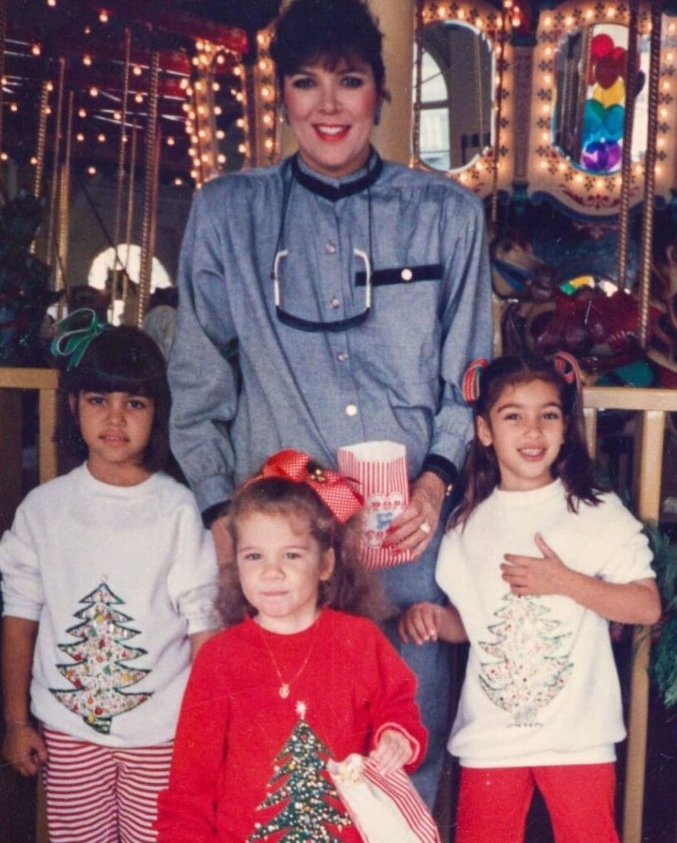 Encontro com Sia e noite de Natal Khloé Kardashian compartilha novas