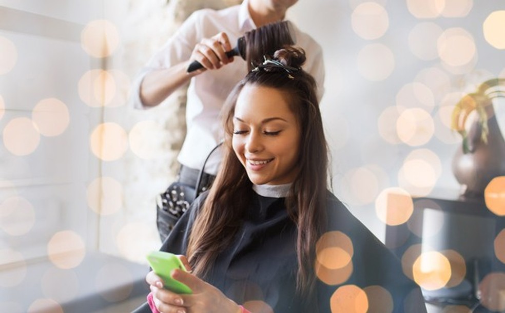 Cabelo com química (Foto: Thinkstock) — Foto: Glamour