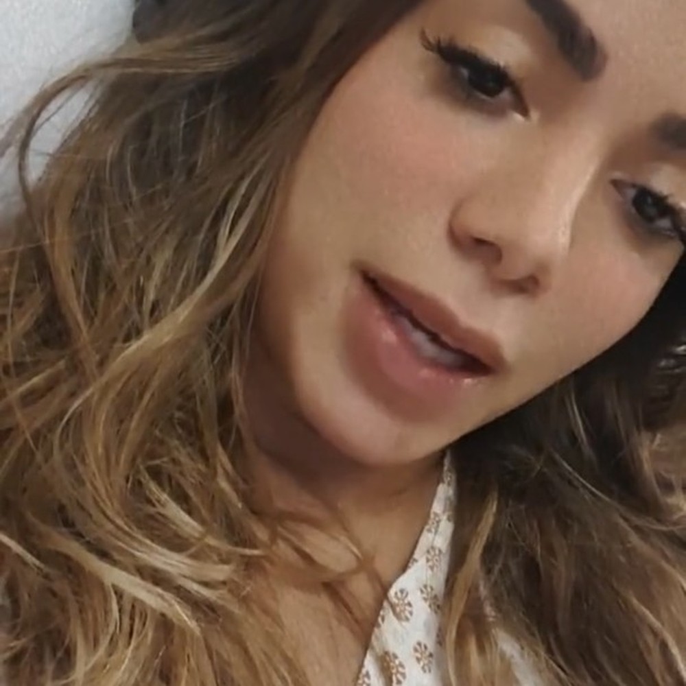 Anitta: 'Tô passando muito mal'