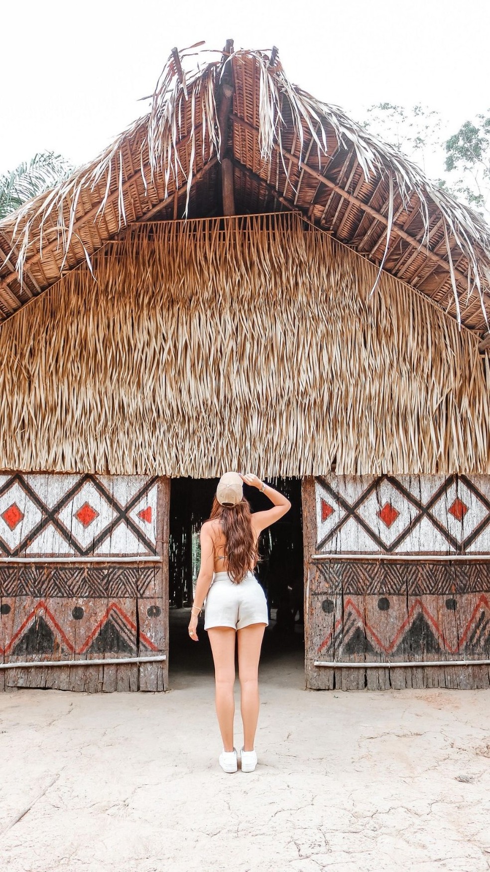 Sarah Andrade no Amazonas — Foto: Reprodução/Instagram @sarahandrade