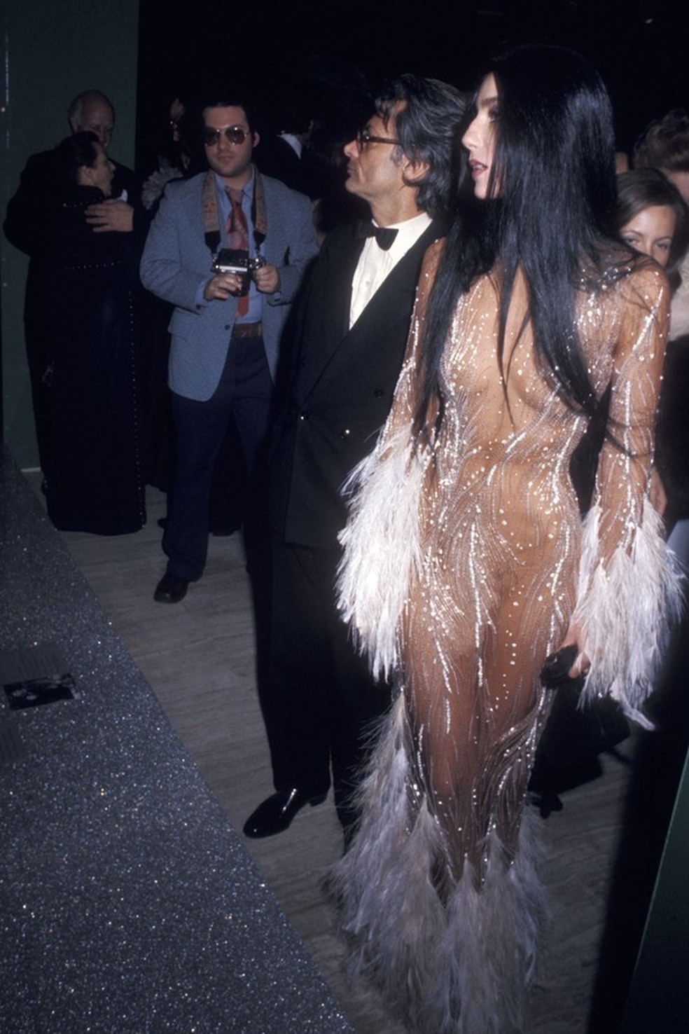 Cher no Baile do MET de 1974 (Foto: Getty Images) — Foto: Glamour