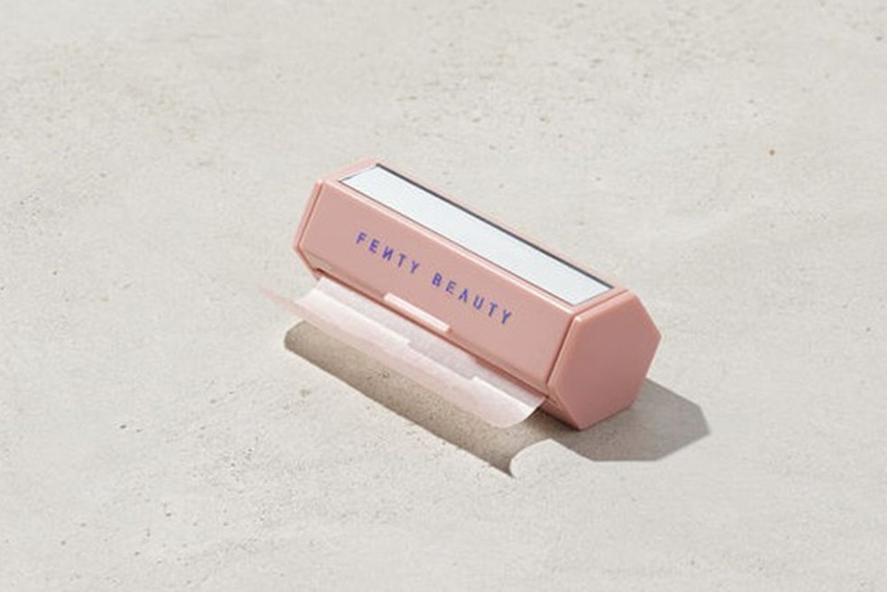 Blotting Paper é o produto promissor (Foto: Divulgação) — Foto: Glamour