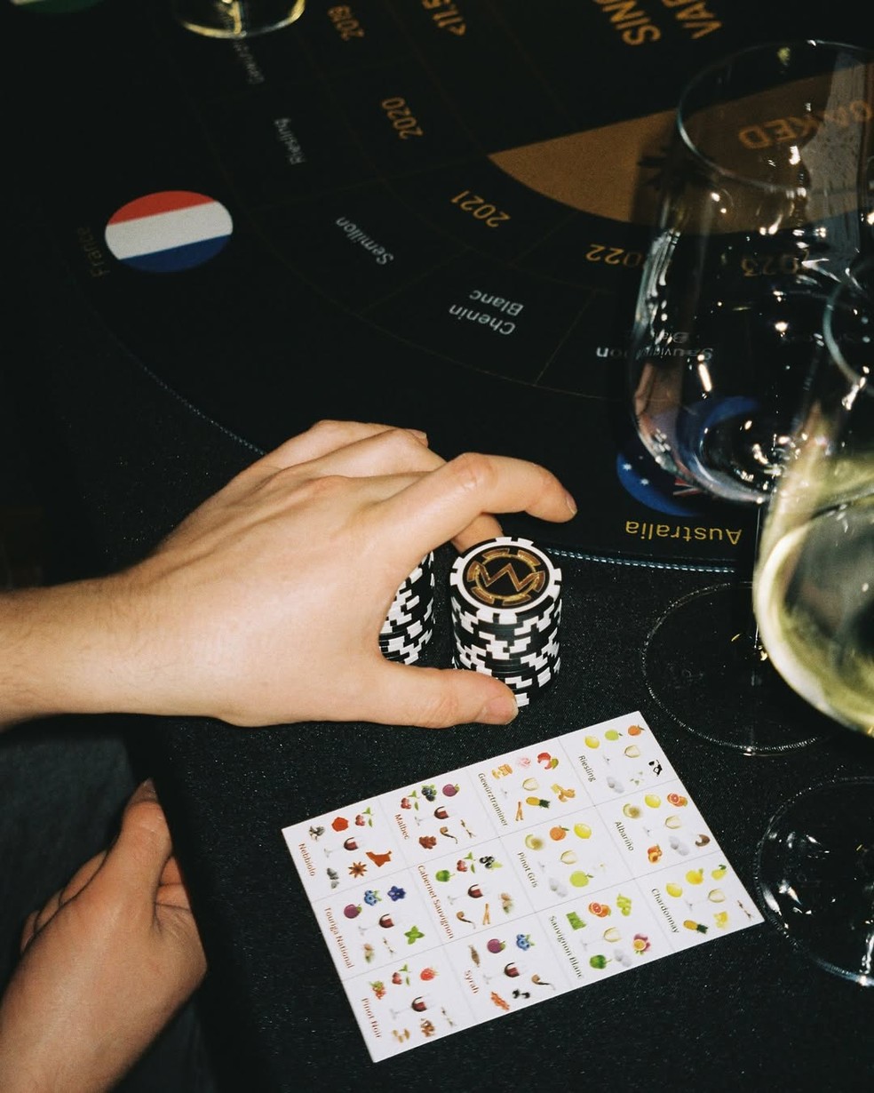 Wine Casino no Boubou’s: jogo para adivinhar características dos vinhos — Foto: Reprodução/Instagram