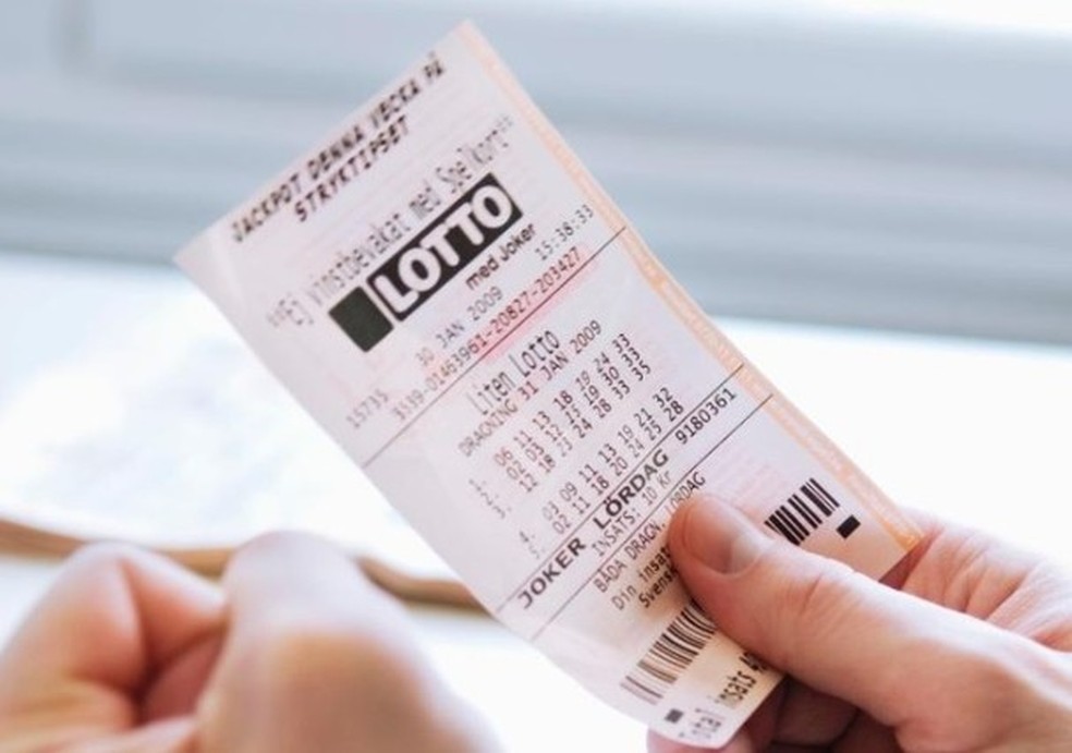 Bilhete de loteria (Foto: Reprodução Instagram) — Foto: Glamour