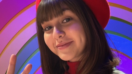 Klara Castanho comemora lançamento de filme vencedor do Festival do Rio