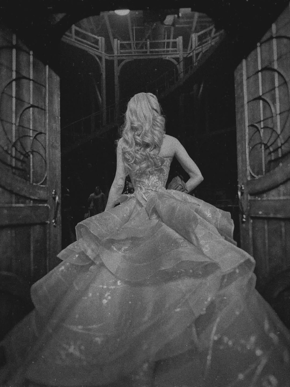 Álbum de fotos de Ariana Grande como Glinda — Foto: Reprodução/Instagram