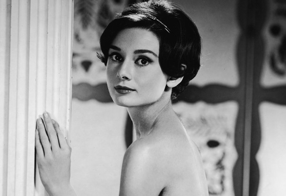Audrey Hepburn era conhecedora de seus atributos (Foto: Getty Images) — Foto: Glamour