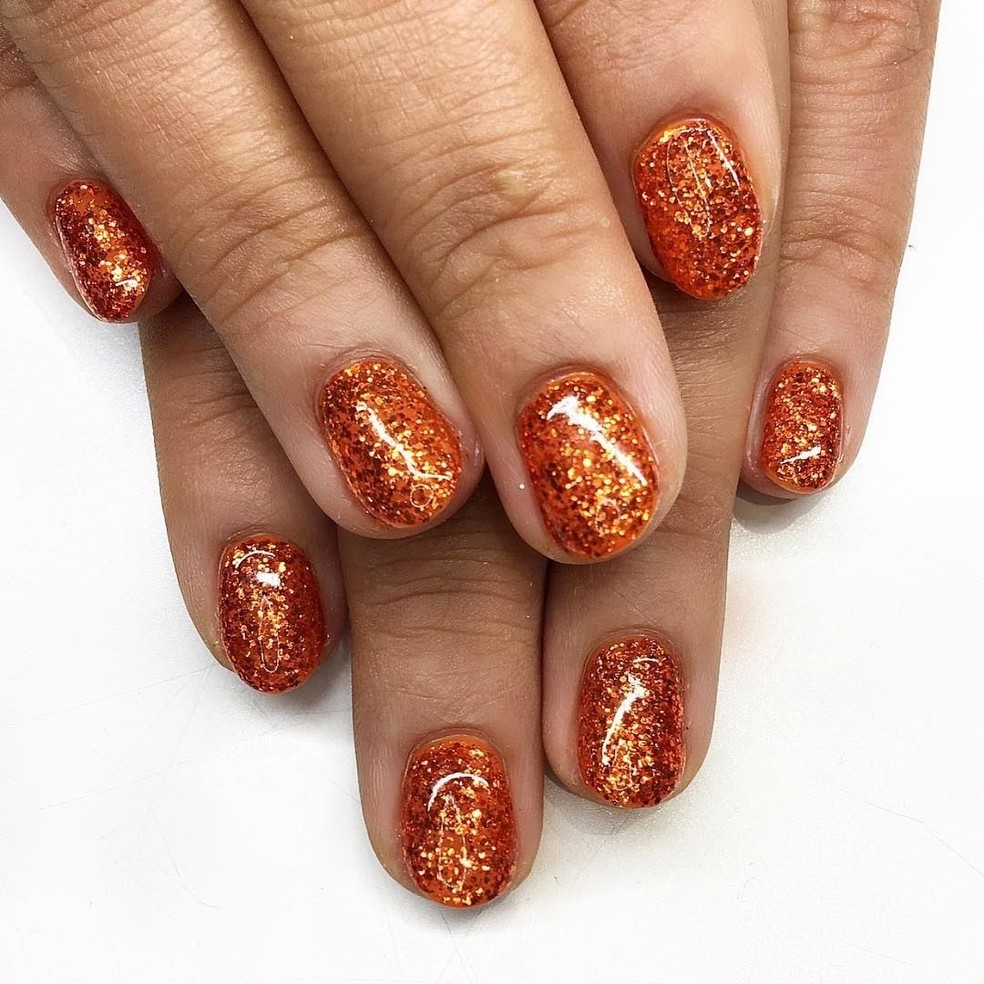 Nail art perfeitas para complementar o look de Halloween (Foto: @nailsthoughts) — Foto: Glamour