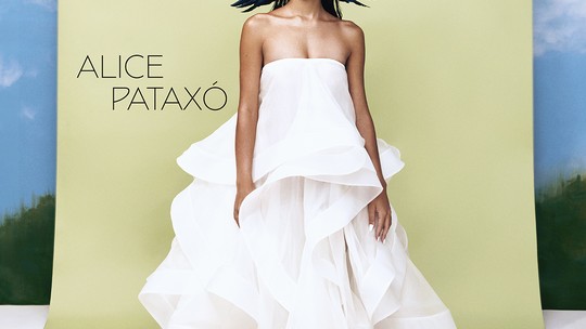 Alice Pataxó é capa da Glamour de março