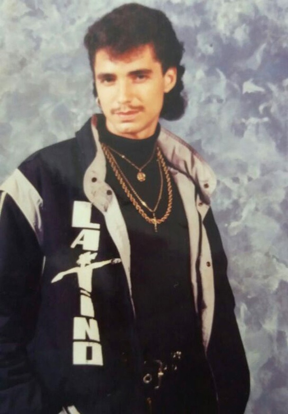 Latino no começo da carreira, na década de 1990 (Foto: Arquivo pessoal) — Foto: Glamour