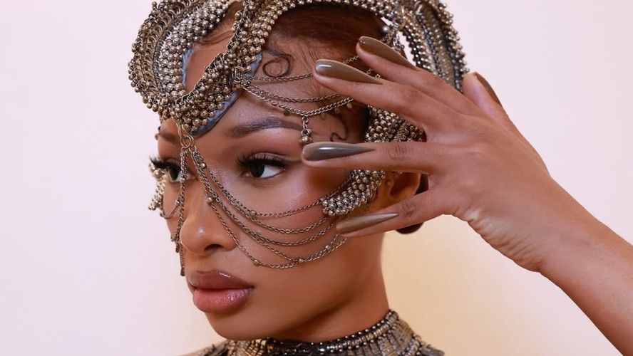 As melhores nail arts de Megan Thee Stallion para salvar e copiar imediatamente