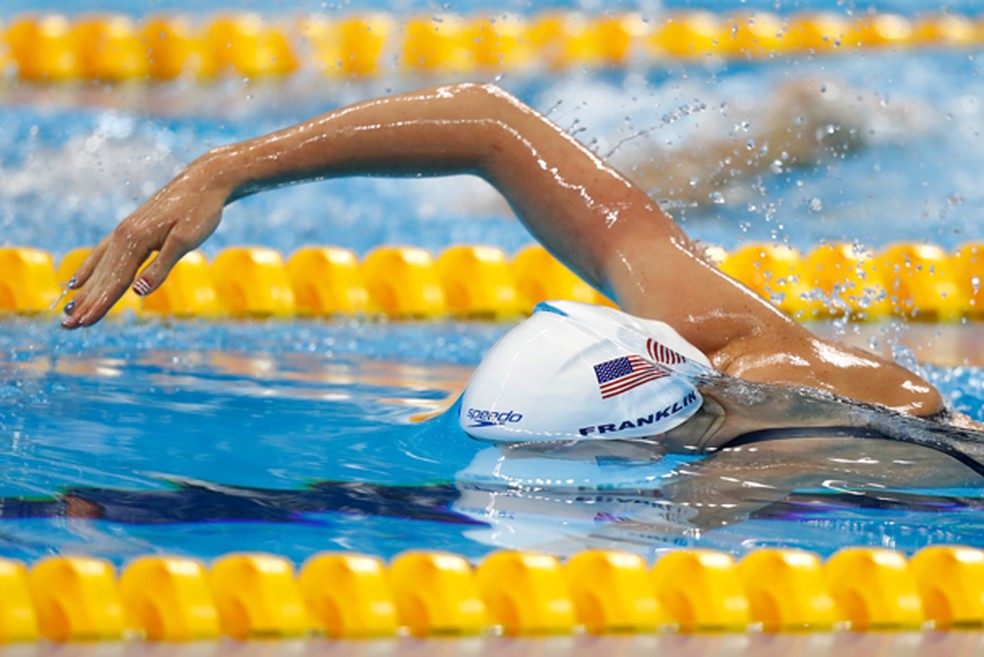 Missy Franklin, da equipe de natação feminina dos EUA (Foto: Clive Rose / Getty Images) — Foto: Glamour