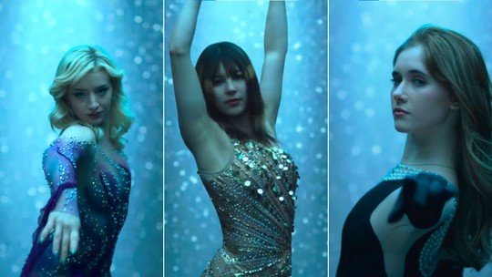 Taylor Swift apresenta equipe feminina dos EUA de patinação artística nas Olimpíadas de Inverno