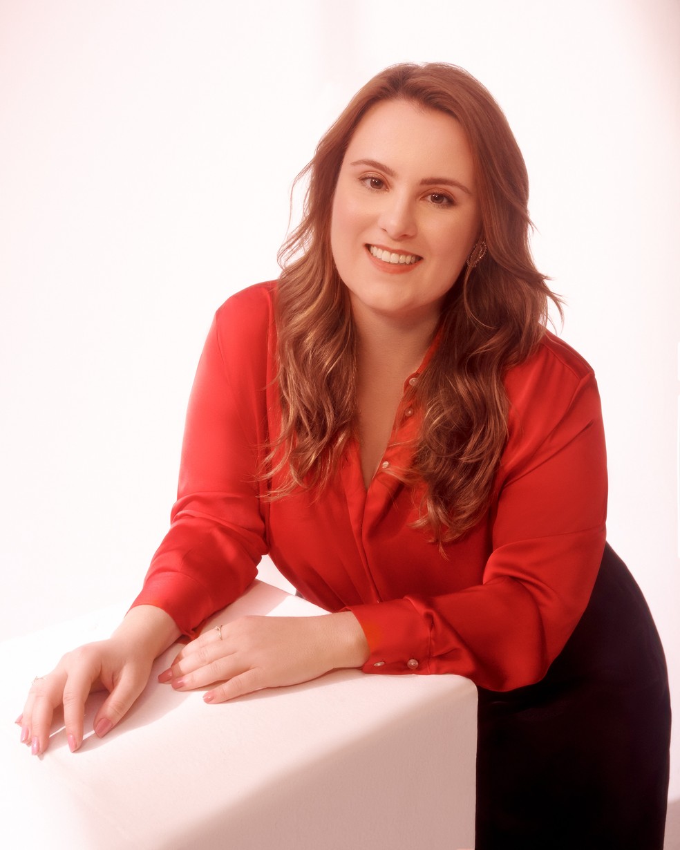 Camilla Garcia, Gerente de Marketing e Digital da marca (Foto: Fred Othero) — Foto: Glamour