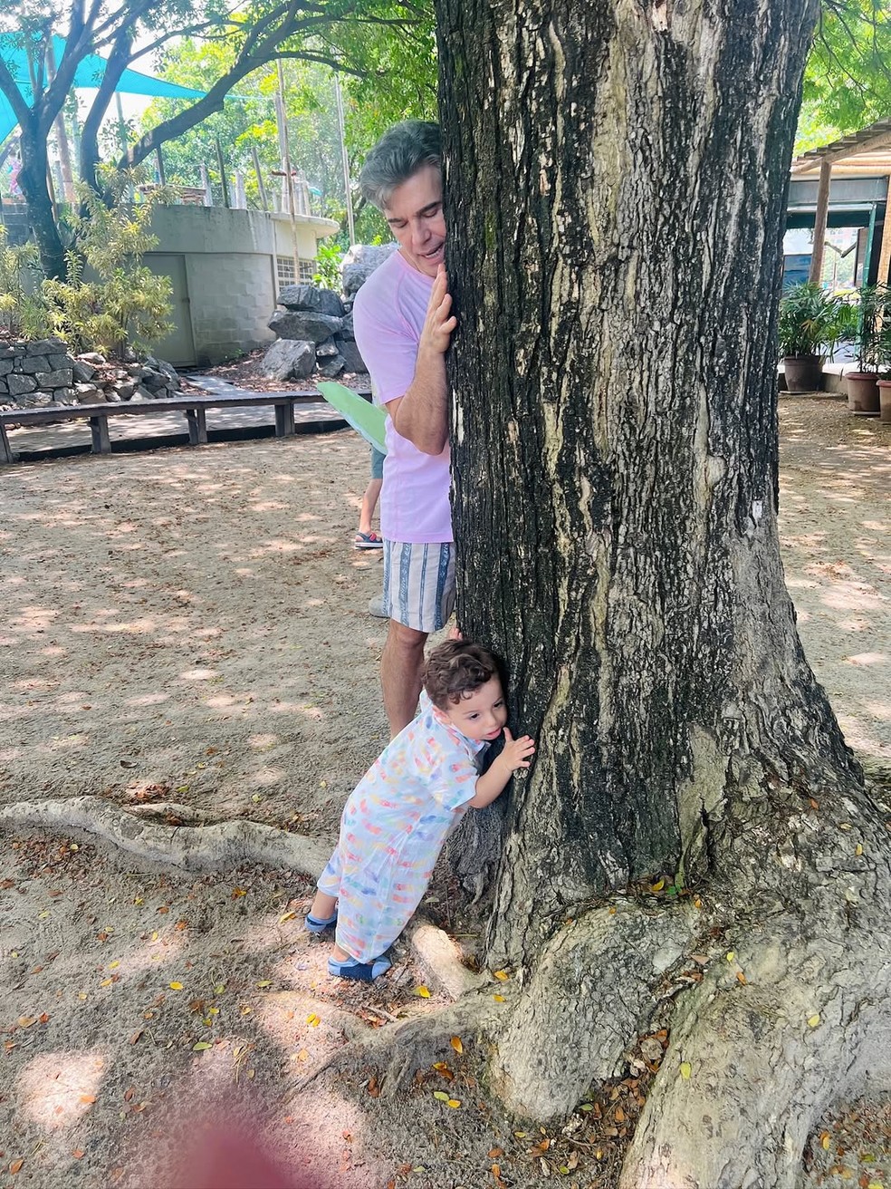 Claudia Raia com Jarbas Homem de Mello e Luca — Foto: Reprodução/Instagram