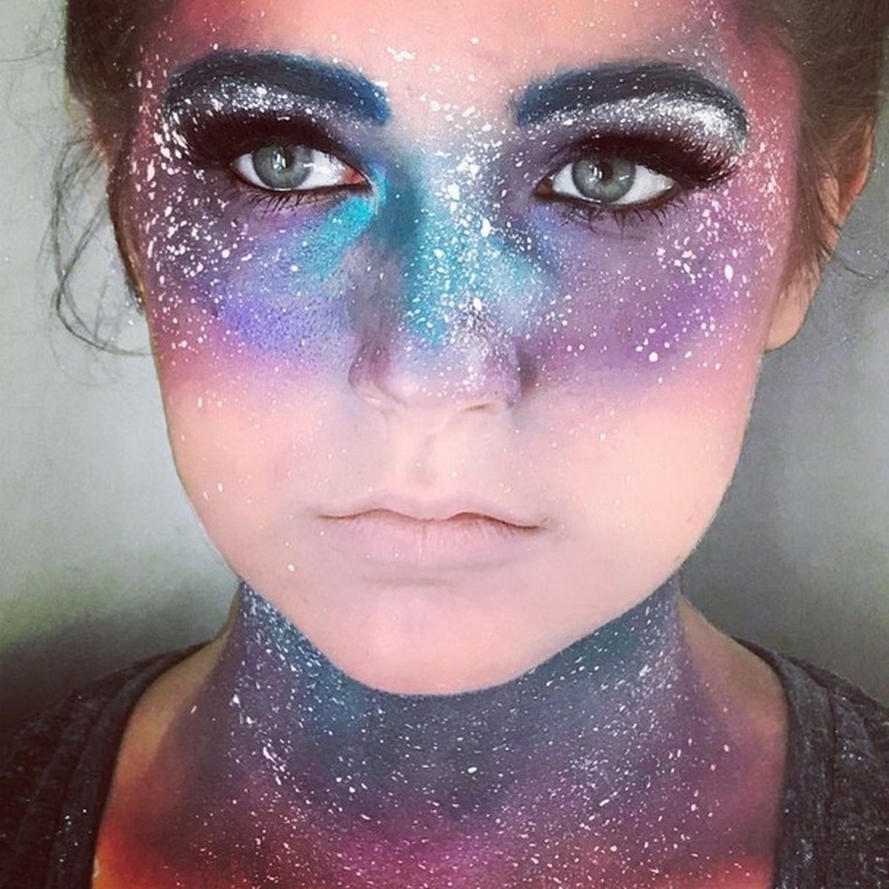 Maquiagem galáxia (Foto: Reprodução/Instagram) — Foto: Glamour