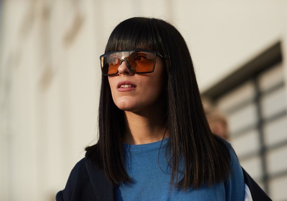 Lentes marrons são chic (Foto: Imaxtree) — Foto: Glamour