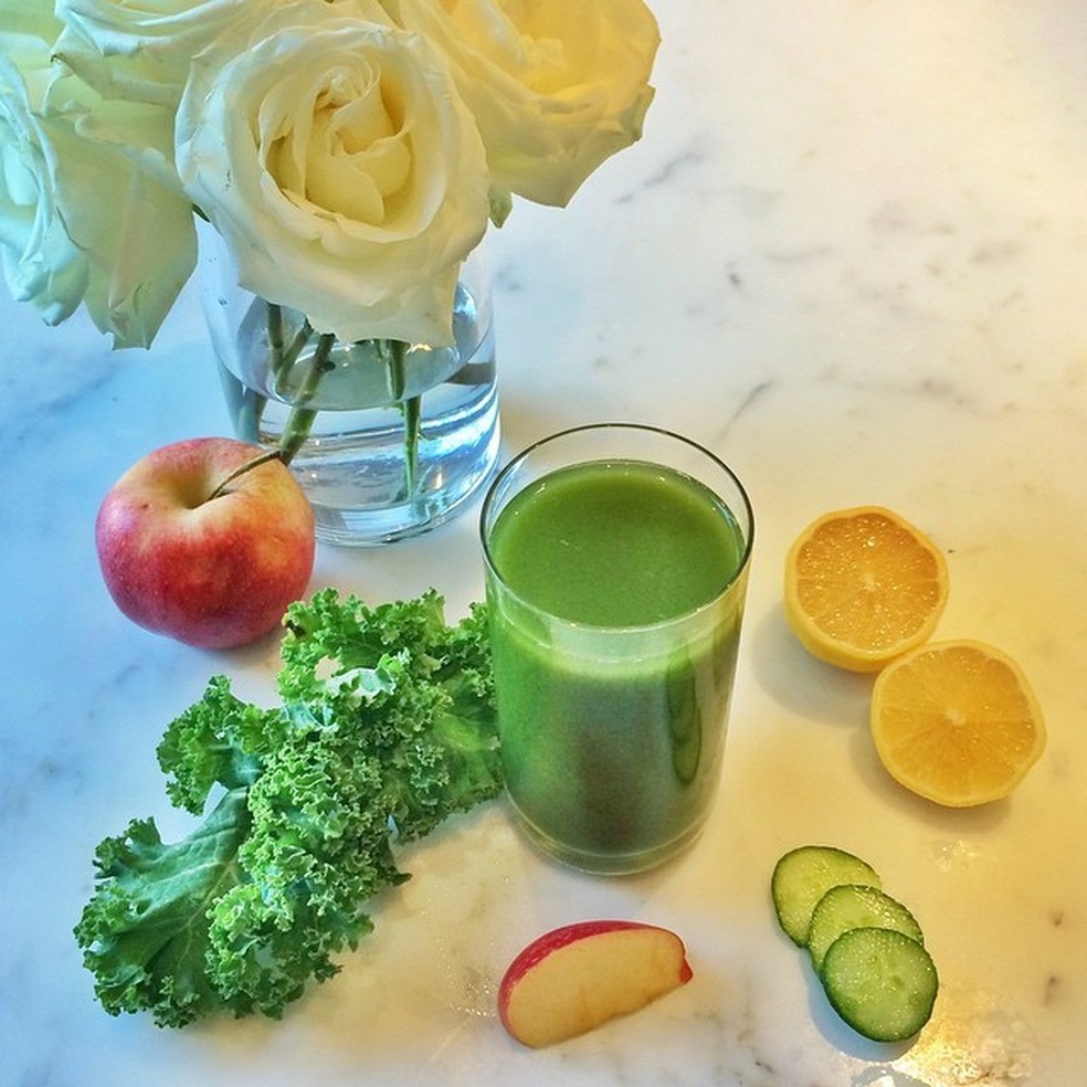 Suco verde de Gisele Bündchen (Foto: Instagram/Reprodução) — Foto: Glamour