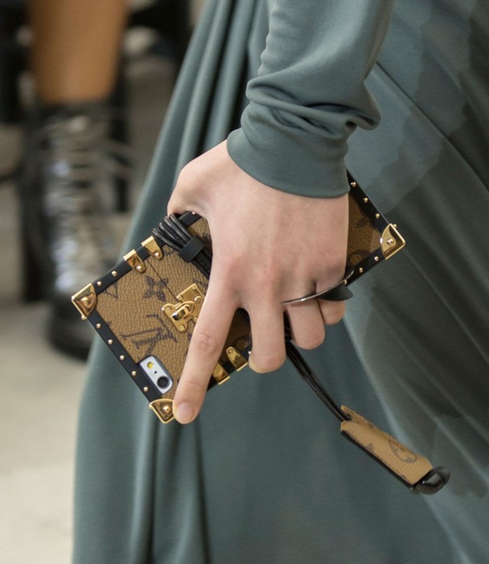 Celular shop louis vuitton