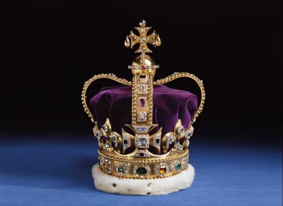 Coroa de St. Edward — Foto: Royal Collection Trust