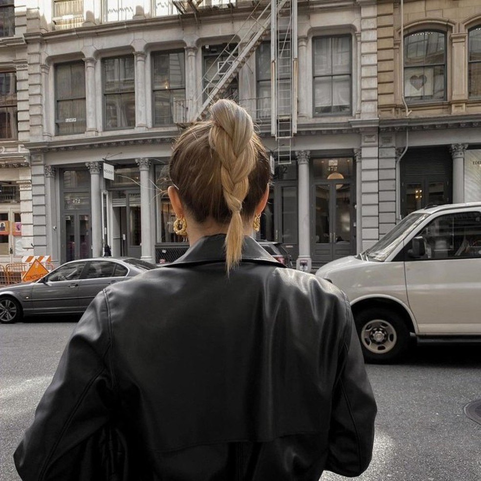 Rabo trança (Foto: Reprodução/ Instagram @kerifay) — Foto: Glamour