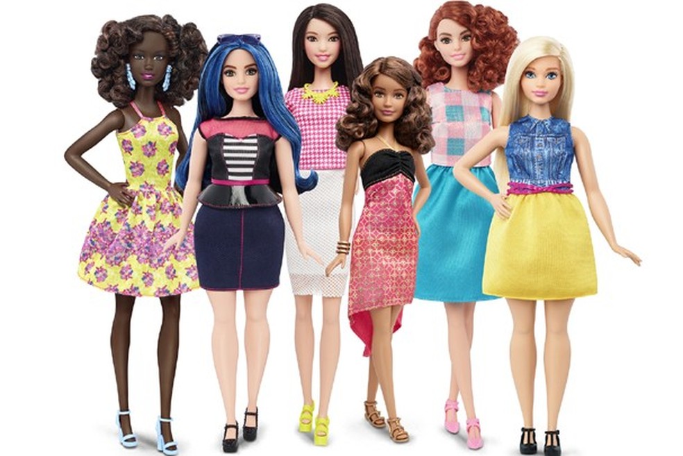 Difícil escolher a Barbie mais incríveis desses 57 anos, né? (Foto: Divulgação) — Foto: Glamour