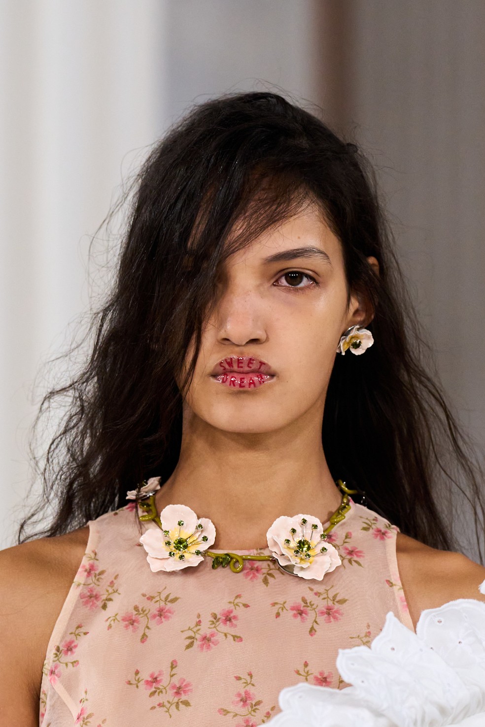 Simone Rocha clp S26 041 — Foto: Launchmetrics Spotlight