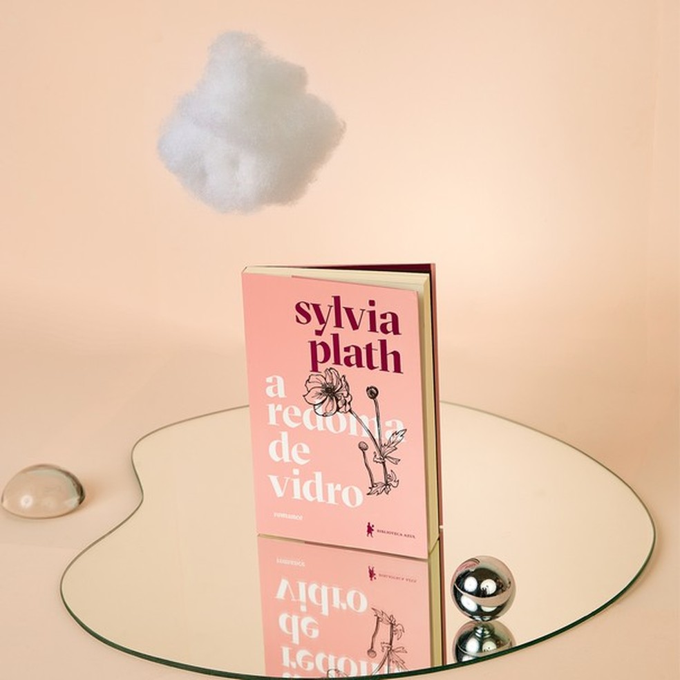 Livros para ajudar a saúde mental (Foto: Lorena Dini) — Foto: Glamour