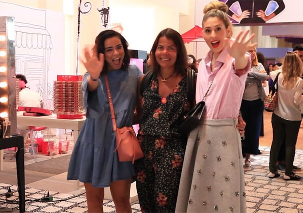 Nossa trica de ases: Alline Cury, Daniela Falcão e Paula Merlo no Glamour Beauty Festival (Foto: Reprodução) — Foto: Glamour