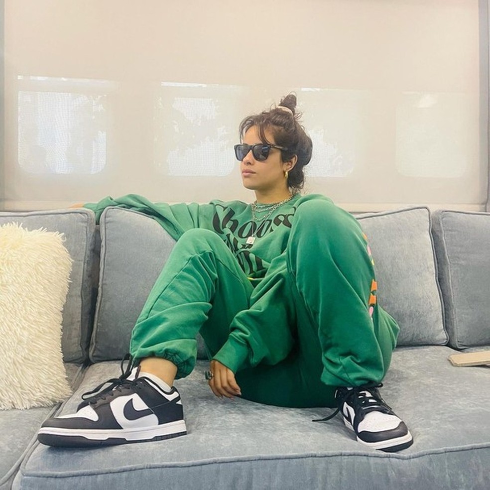 Moletom de camila cabello discount