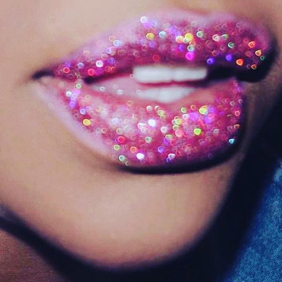 Batom (Foto: Instagram/Reprodução) — Foto: Glamour