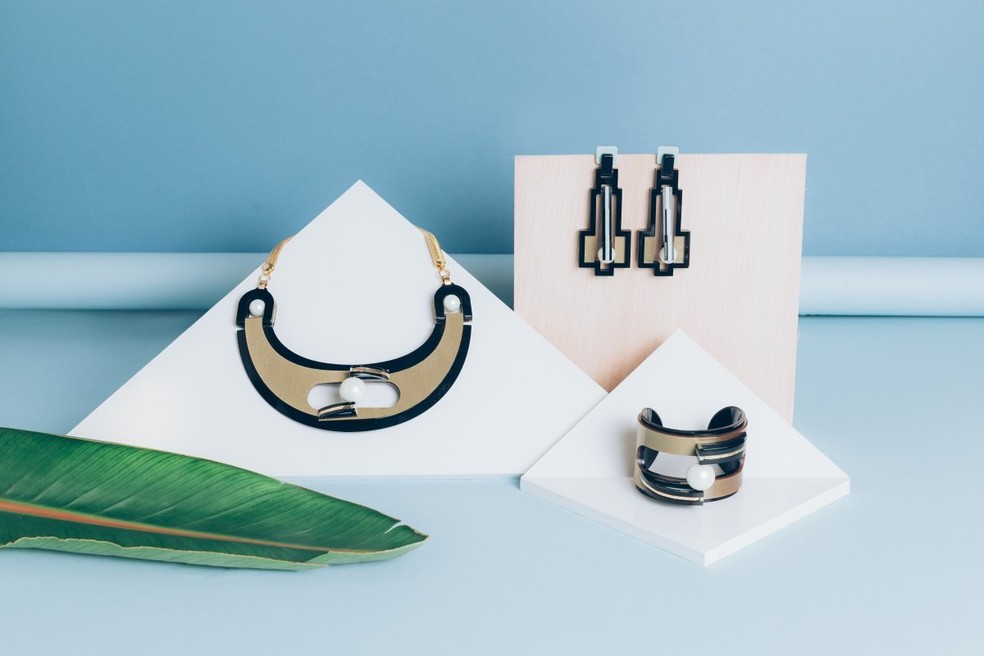 Gissa Bicalho Mastic Earring-Cream and Black main image 1