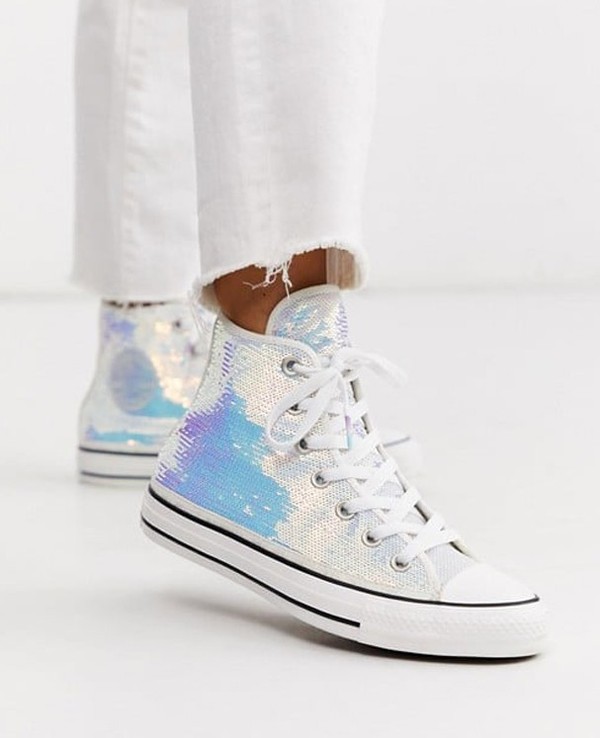 Converse com store desconhecidos