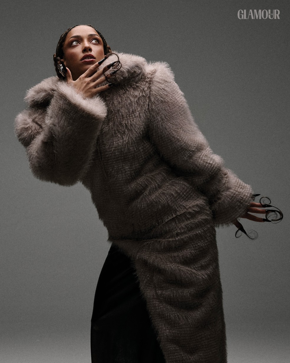 Alice Carvalho para a Glamour — Foto: Tauana Sofia | Glamour Brasil